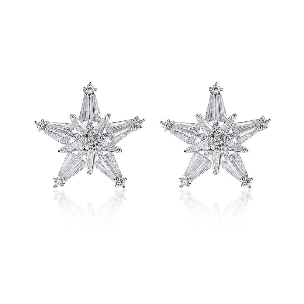 Dainty Star Stud Earrings